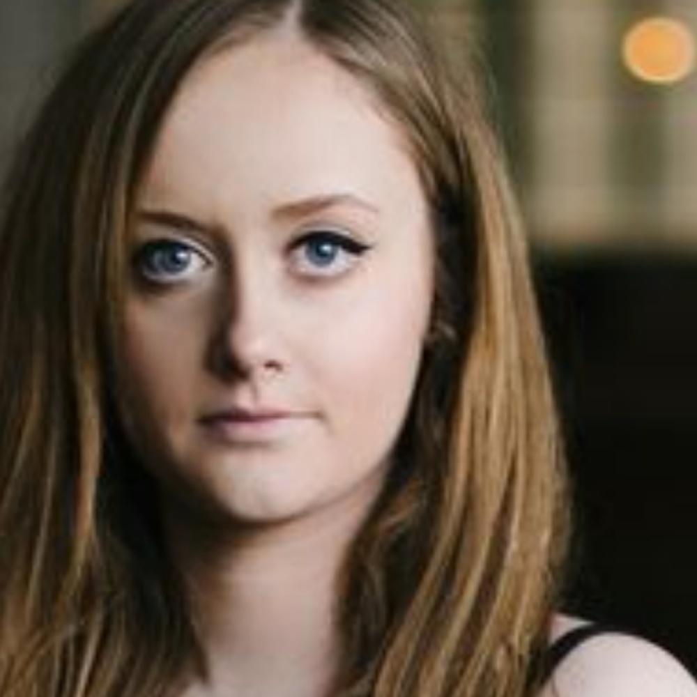 Meet your Posher, Holly